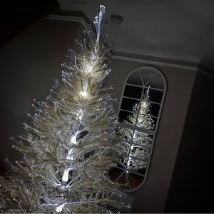 🎄 Optic Fibre Christmas Tee Vintage